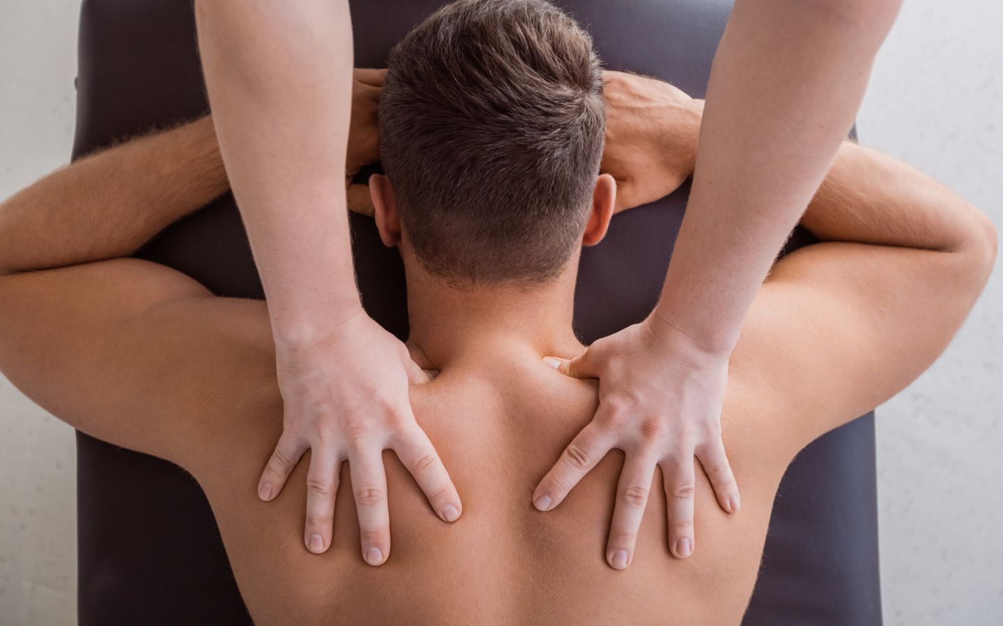 Massages for men in dubai